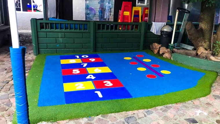 Wetpour Safety Rubber